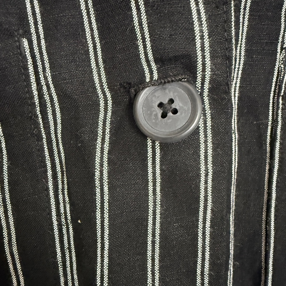 Black & White Pinstripe Blazer – Lightweight Tailored Jacket - Picture 4 of 6